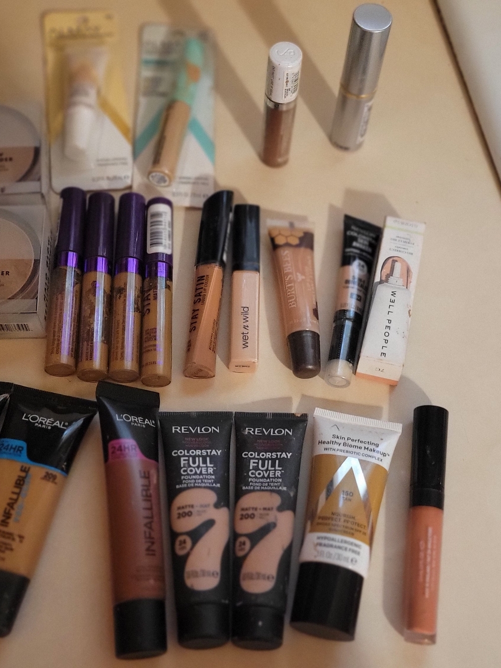 Assorted Make-Up LOT Of 26 NEW